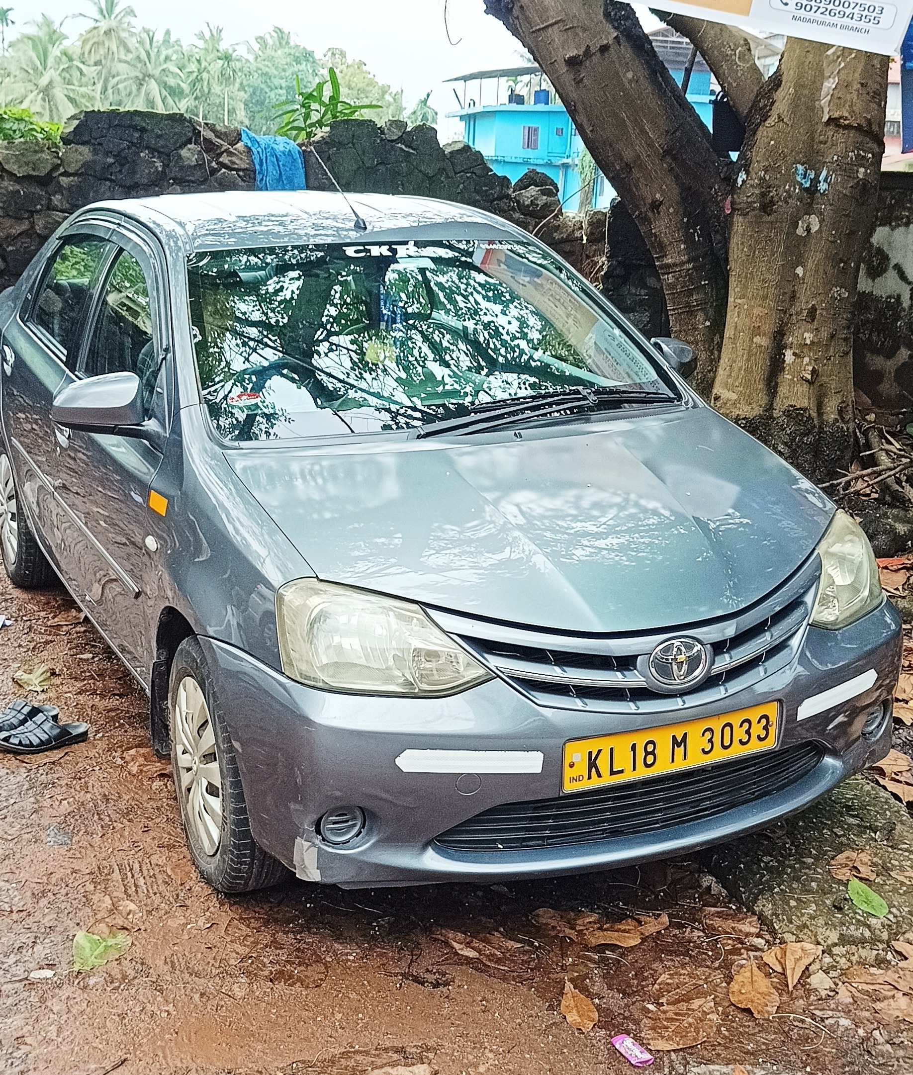 Rajan Ck taxi service nadapuram