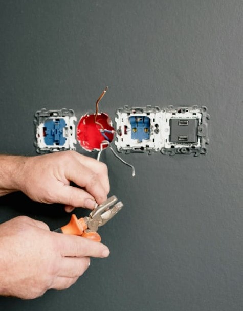 Wiring & Plumbing : Ravi Theekkuni