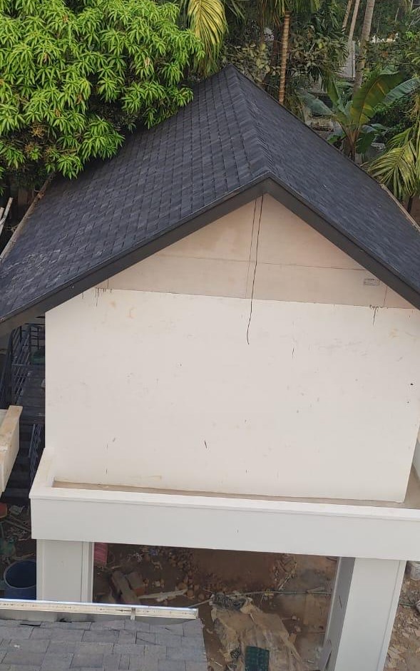 Roof Work and Roof Cleaning: Aroor Malamalthaza