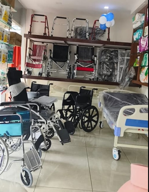 Surgical store: Vadakara  Surgicals 