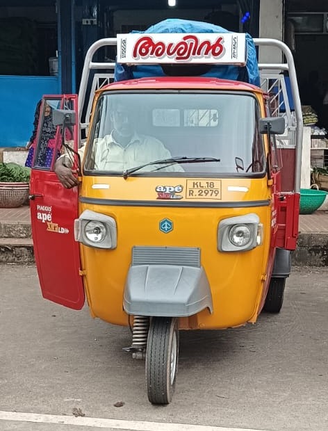 Goods Auto  Vadakara : Anilkumar
