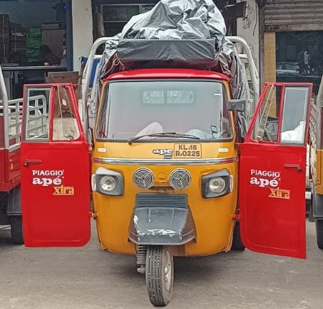  Goods  Auto Vadakara : Muralidharan