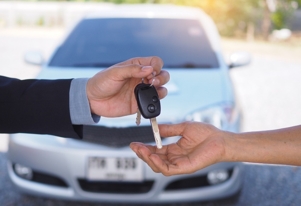 Used vehicle parking sale: we one mokeri
