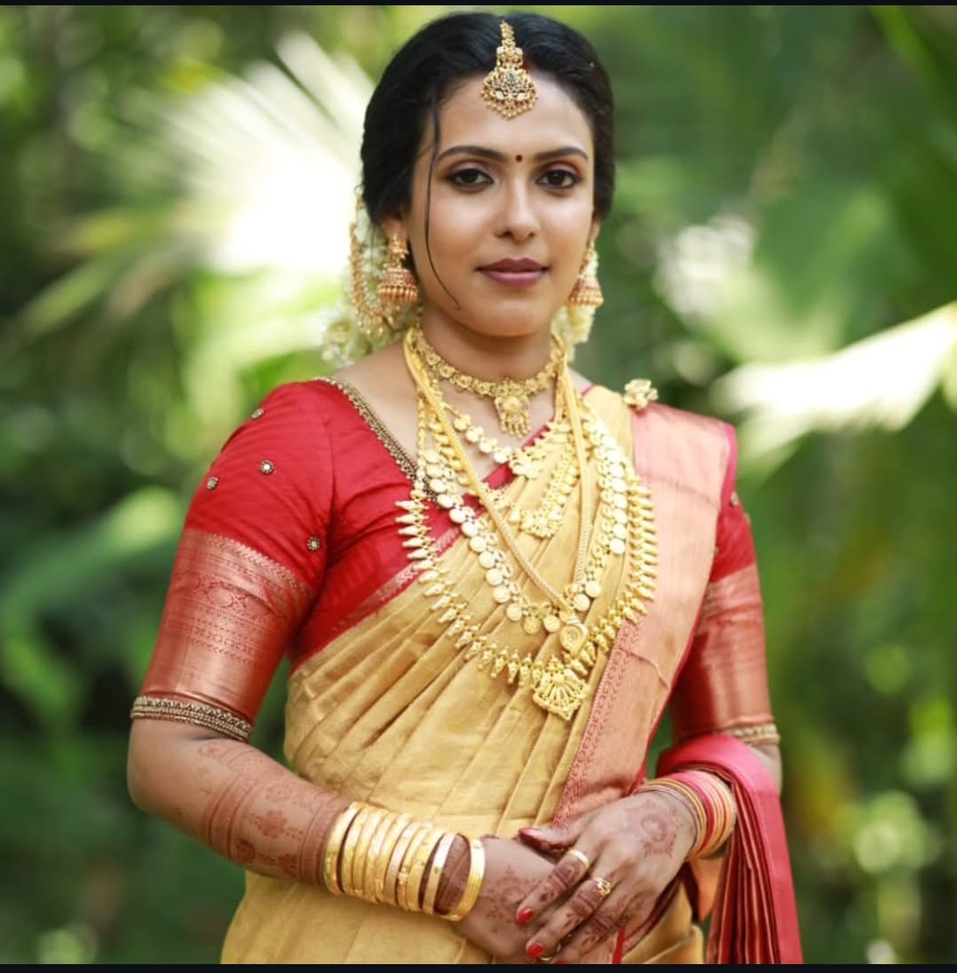 Beauty parlour thalassery,  bridal makeup studio thalassery, 