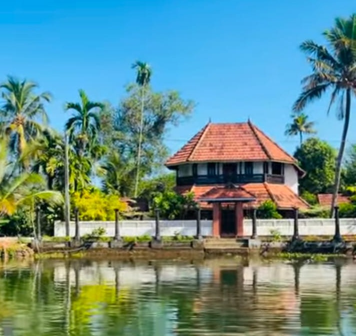 Resort in Kuttanad Alappuzha ,Heritage Resort in  Kuttanad Alappuzha,Stay in Kuttanad Alappuzha ,Thampuran Heritage Resort  Alappuzha Kuttanad,