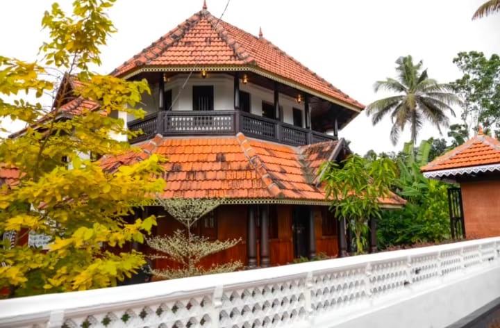 Resort in Kuttanad Alappuzha ,Heritage Resort in  Kuttanad Alappuzha,Stay in Kuttanad Alappuzha ,Thampuran Heritage Resort  Alappuzha Kuttanad,