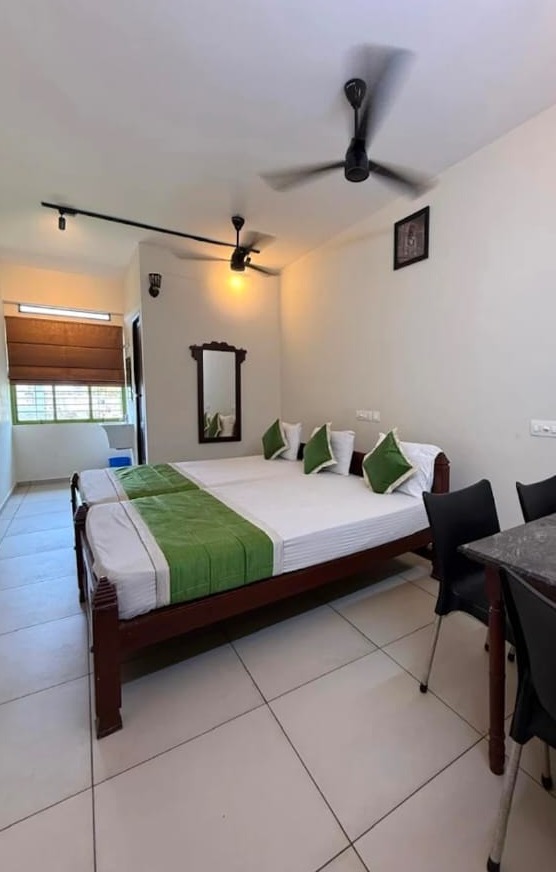 Tourist Home Calicut,Rooms Calicut,Stay Calicut, Dormitory Calicut,Arora Tourist Home Calicut 