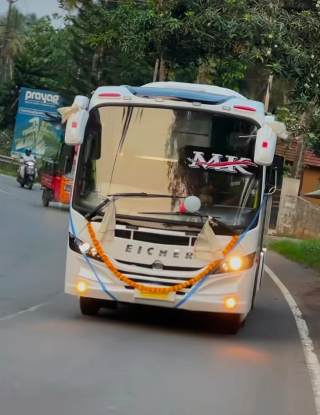 Tourist Bus Tirur,Tourist Bus Tanalur Tirur Malappuram,Tourist Bus Service Tirur,Tourist Bus Service Tanalur Tirur Malappuram,MK Holidays 