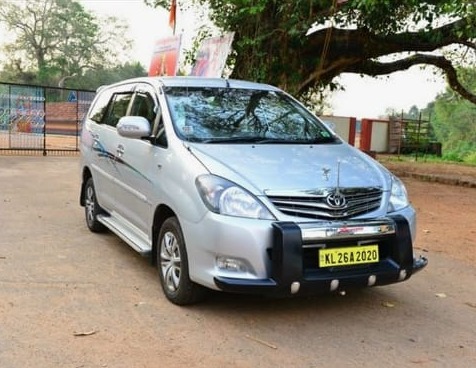 Tourist Bus Pandalam, Traveller Pandalam,Taxi Service Pandalam,Dwaraka Travels Pandalam