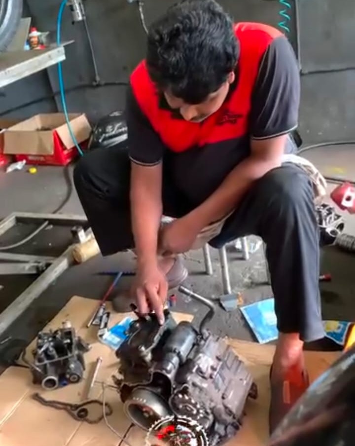 Bike Service Center Pala,Bike Workshop Pala,Helmet Shop Pala,Knight Riders Service Center Pala 