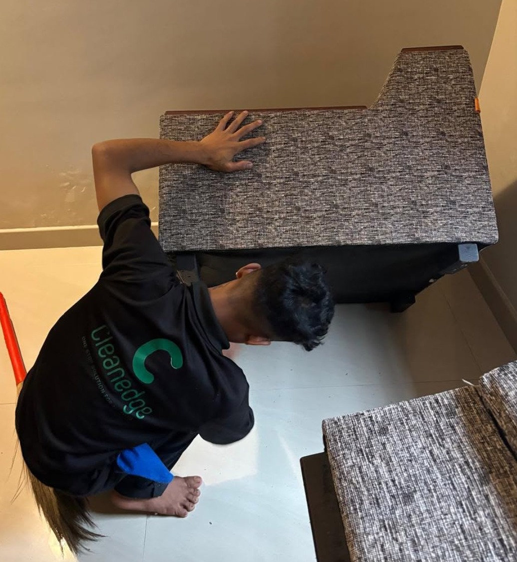 House cleaning service kannur,masjid carpet cleaning service kannur, sofa cleaning service kannur, ACP and Glass cleaning service kannur, Cleanedge cleaning 