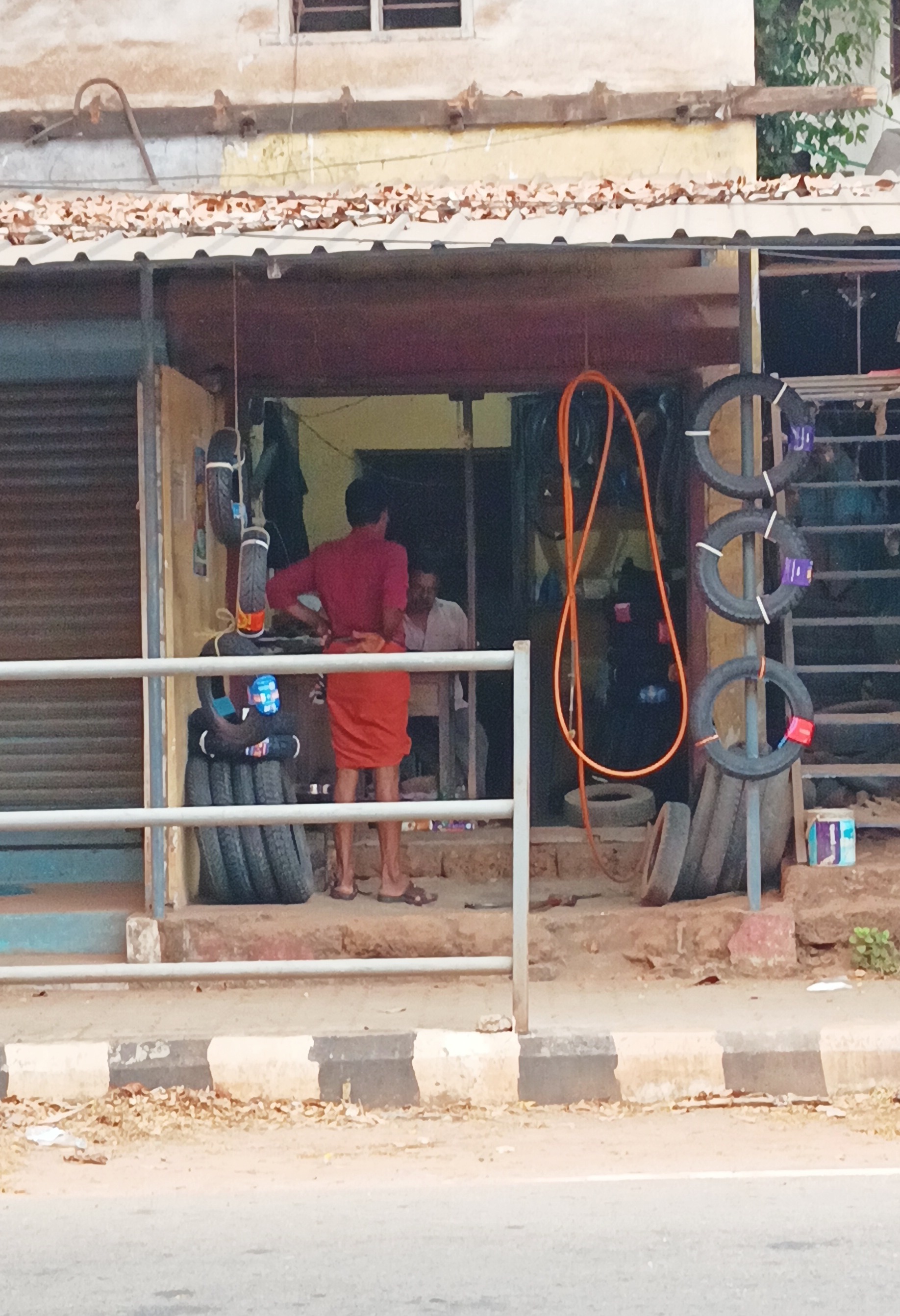 Tyre shop kakkattil, PK Tyres kakkattil 