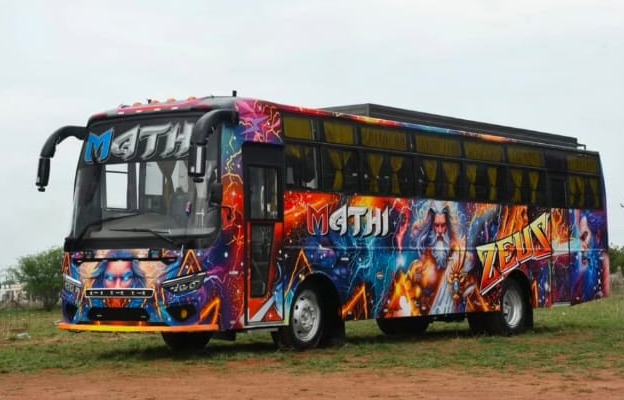  Airbrush artist in kerala,Bus graphic designer in kerala,Riyas Rawuthar Artist 