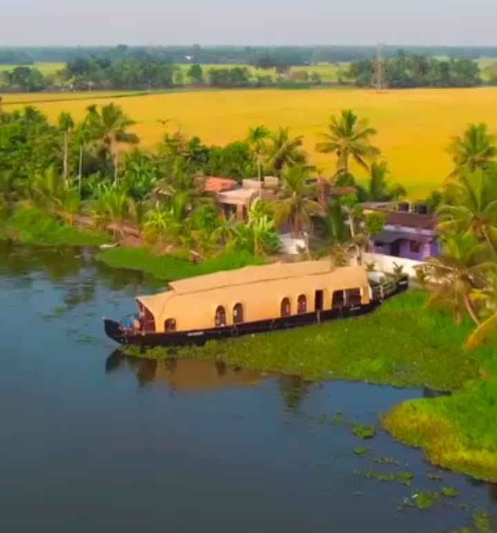  Houseboat Booking  Alappuzha , Houseboat Service Alappuzha  