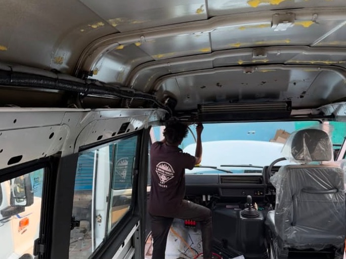  Car AC Service  Trichy,Tempo Traveller Fittings Trichy, Jingyi AC Fitting Trichy, L Aircon Coolers Trichy