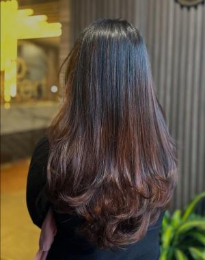 Bridal makeup studio Kottakkal, Beauty parlour Kottakkal, hair styling Kottakkal, Dezert Makeover Studio