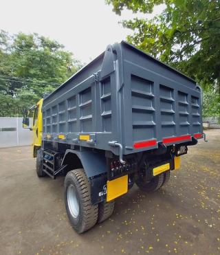 Trucks & Tippers Boady building Bharanicavu Kollam, Repair workshop  Bharanicavu Kollam, Truck painting services  Bharanicavu Kollam, Aromal autocraft 