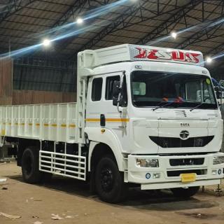 Trucks & Tippers Boady building Bharanicavu Kollam, Repair workshop  Bharanicavu Kollam, Truck painting services  Bharanicavu Kollam, Aromal autocraft 