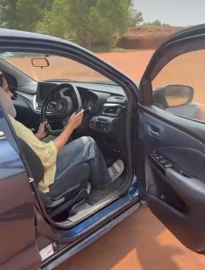 Personal driving trainer in kochi Kerala, self driving trainer in Kerala kochi, Emirates driving school kochi Kerala 