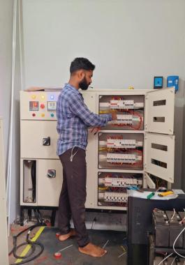 Licensed Electrition Pandikkad Malappuram, Electrical & Plumbing worker Pandikkad Malappuram, Profile light worker Pandikkad Malappuram, Muthu Electrical & Plumbing