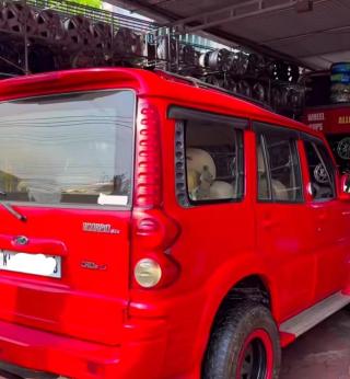 Bus body building Vennikulam Pathanamthitta , ​Park and Sale avialble Vennikulam Pathanamthitta , Second Garage