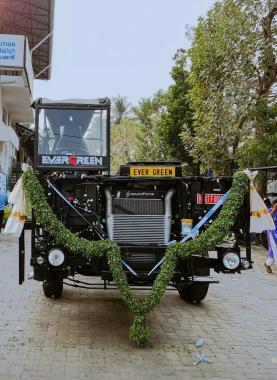 Tourist bus service  Perinjanam Moonupeedika Thrissur, Luxury contract carriage buses Thrissur, ​Team Evergreen