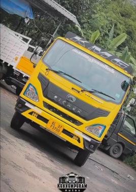 commercial vehicles dealership Muvattupuzha, Second hand trucks Buying and selling Muvattupuzha, ​Kunnumpuram Autos 