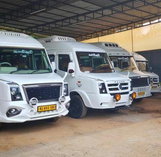 Travel agency in Nedumkandam Idukki, Tourist bus and Traveller booking Nedumkandam Idukki, Manikkutty Holidays 