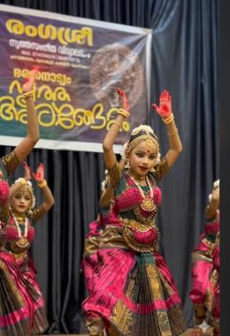 Classical dance classes in Thottilpalam Kuttiady Mundakutty Kakkatt , Rangasree School of Arts 