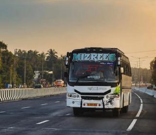 Tourist bus service Pandikkad, Traveller and Tourist bus Booking service Kidangayam Pandikkand, ​Mizrees Holidays