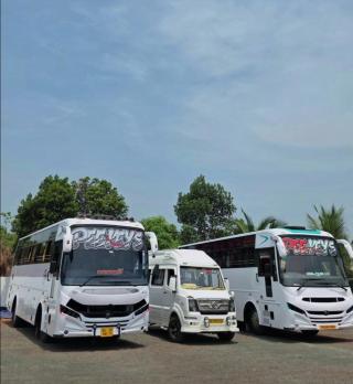 Tourist bus service koothparamba, tourist bus service mattannur, tourist bus booking koothparamba kannur, tourist bus booking mattannur kannur, Pee keys holidays 