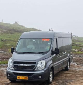 Urbania service in kochi,Force urbania service in kochi,VNR Travel solutions 