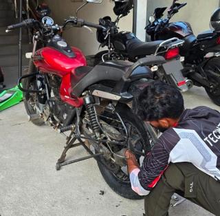 Wheel alignment in chacka trivandrum, Wheel  balancing in chacka trivandrum , lubricants tools spare parts in chacka trivandrum,AM Motorkraft 
