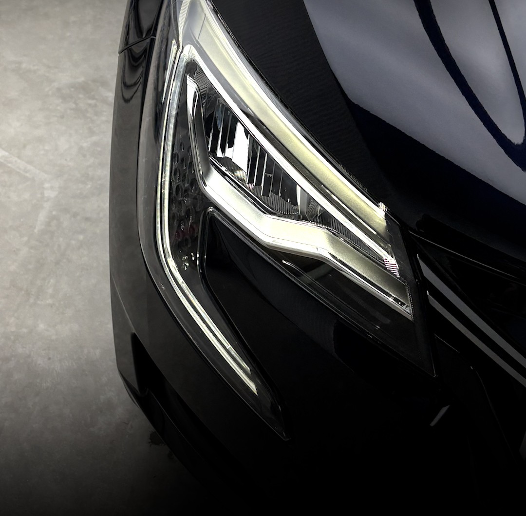 Headlight Restoration irinjalakuda, Menora we 2 auto detailg studio