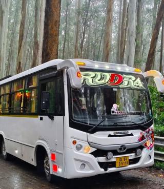Tourist bus services malappuram calicut,Tourist bus booking malappuram calicut,Tour operator in malappuram calicut,Rudra Travel Squad 