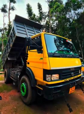 Transportation service in moodbidri karnataka,Sand M sand  P sand Gravel stone Red laterite stone supplier in moodbidri karnataka,Jyeshta Transport