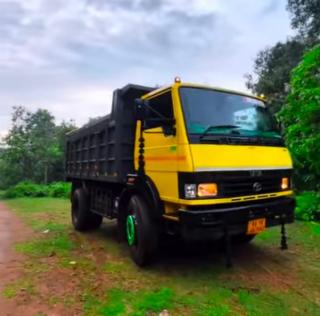 Transportation service in moodbidri karnataka,Sand M sand  P sand Gravel stone Red laterite stone supplier in moodbidri karnataka,Jyeshta Transport