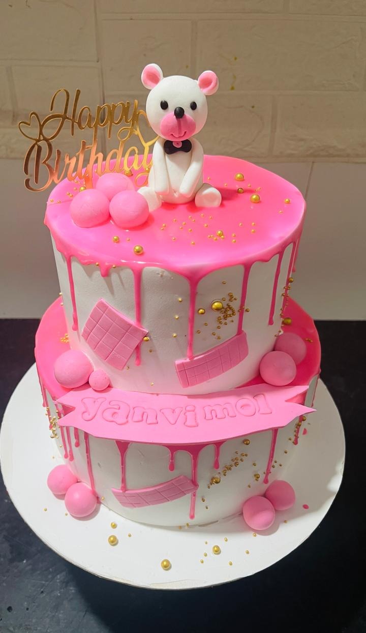 Cake Topia