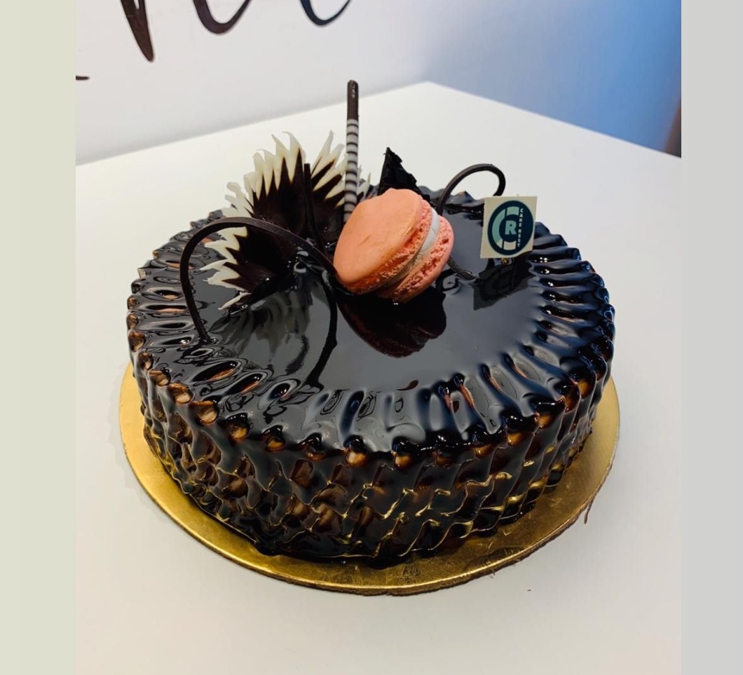 Cake Rest, Cake Delivery