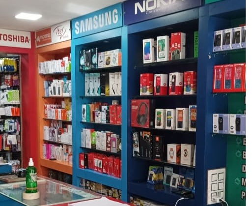 Mobile Phone Sales & Service: Hi-Range , Kakkattil