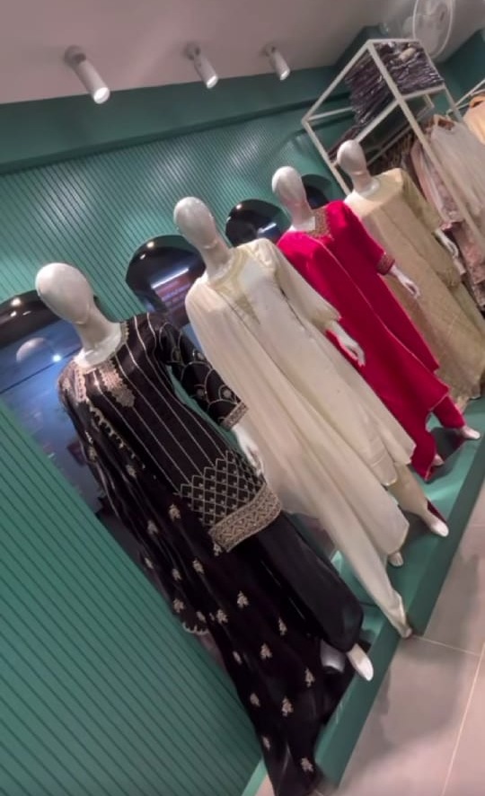 Bridel collection:  BRIDE LADY DEPARTMENT VADAKARA