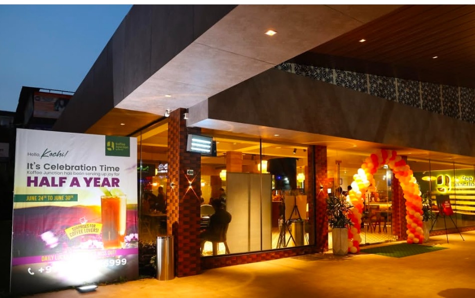 Cafeteria Palarivattom Kochi, Coffee Shop Palarivattom Kochi, Restaurant Palarivattom Kochi, Koffee Junction By Renai  