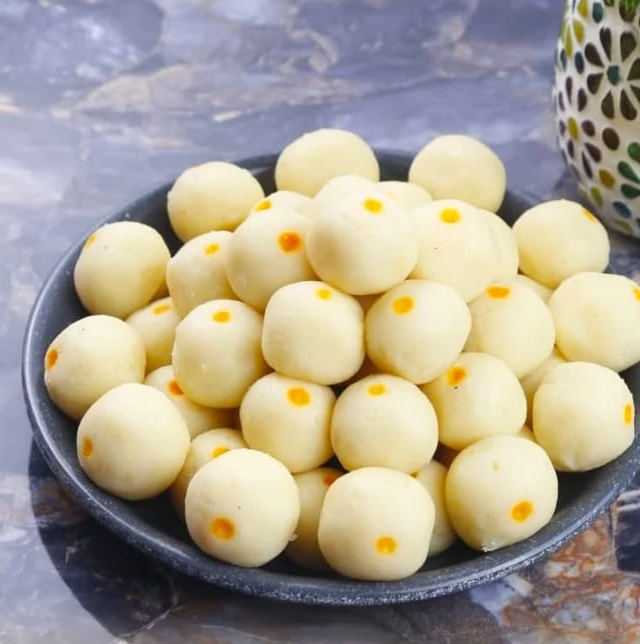 Sweets Calicut,Gujarati Sweets Calicut,Fusion Snacks Calicut