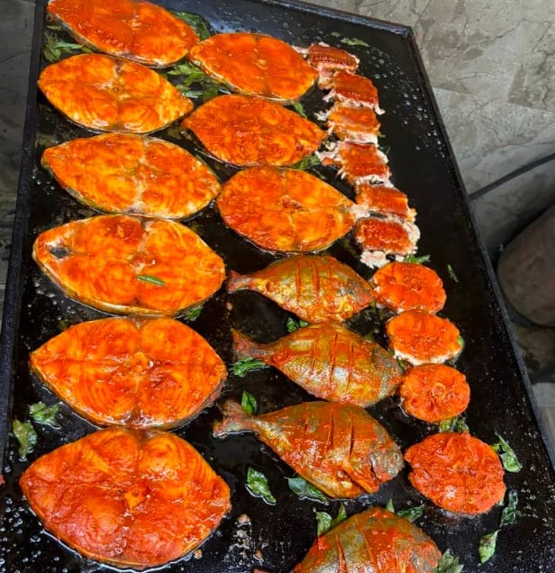 Restaurant Thalassery ,Seafood Restaurant Thalassery ,Royal Restaurant 