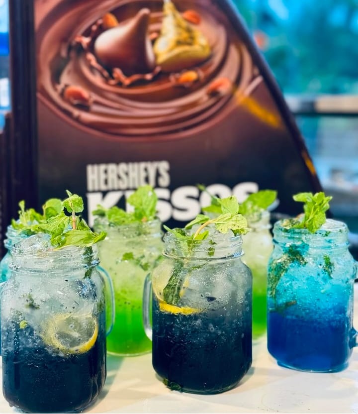 Restaurant Payyoli, Cafe Payyoli ,Zam Zam Resto Cafe 