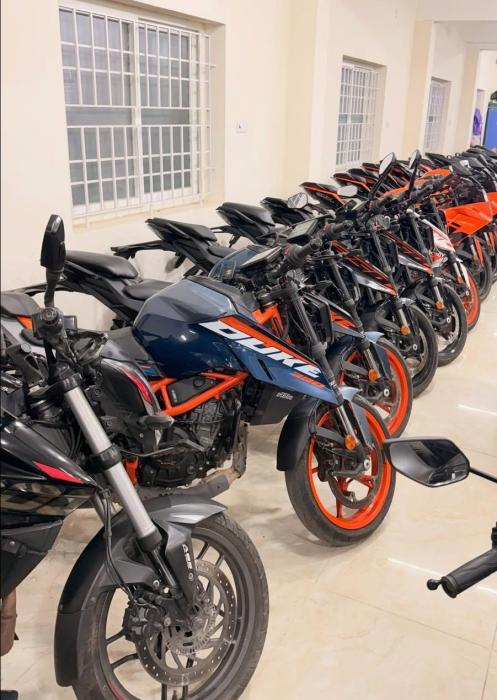 Used bike showroom in Saidapet Chennai, Used Bike exchange showroom Saidapet Saidapet, Selvi Motors 