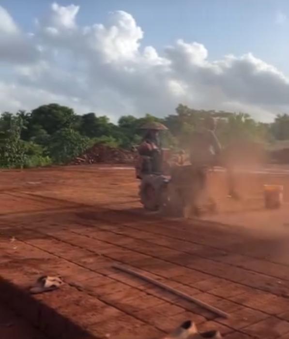  Red stone dealer in Kerala,Kannur Red Stone dealer in Kerala, its own quarry കണ്ണൂർ ചെങ്കല്ല് ഇടനിലക്കാരില്ലാതെ സൈറ്റിൽ നേരിട്ട് എത്തിച്ചു കൊടുക്കുന്നു അതും സ്വന്തം കോറിയിൽ നിന്ന്,MT RED STONE 