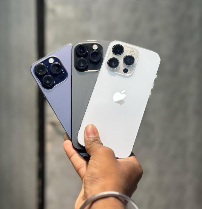 Apple Reseller Manjeri , Wholesale & Retail Mobile Shop Manjeri Malappuram, Pre-owned iPhone Manjeri Malappuram, Helio Apple Store